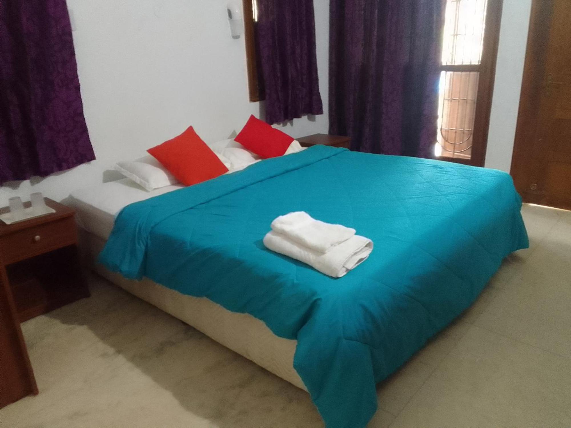 Peaceful Rooms At Pande Residency Patnem Beach Екстериор снимка